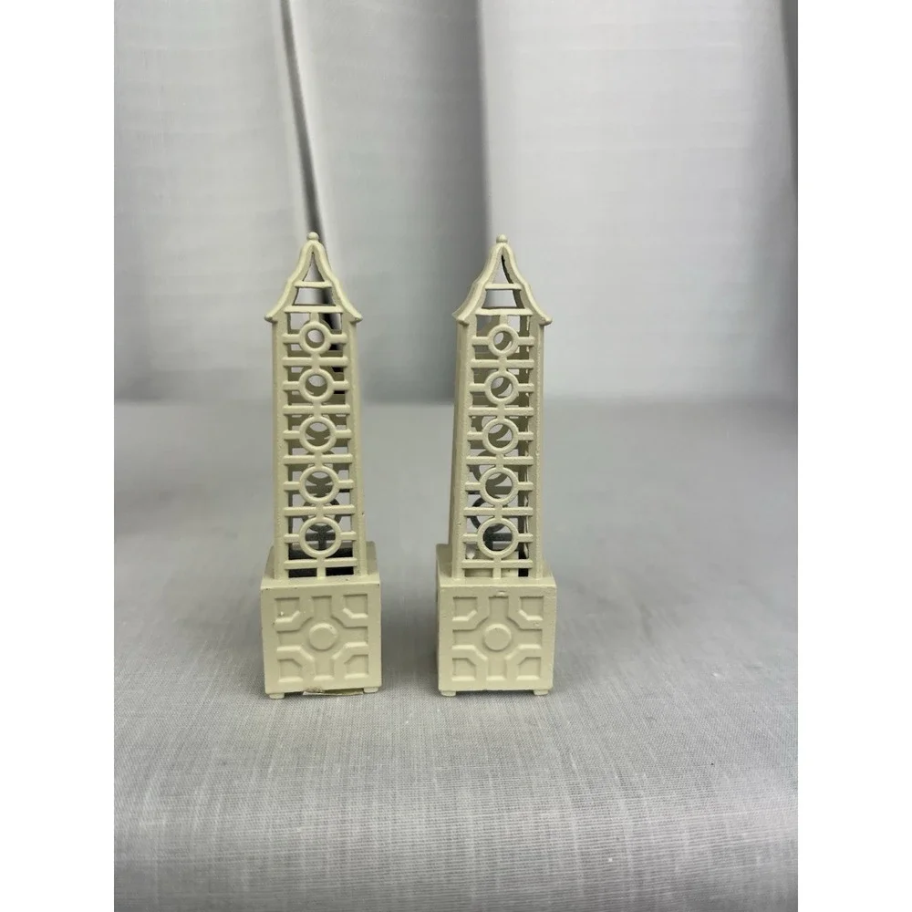 Department 56 Lattice Obelisk Set of Two 1998 Seasons Bay Accessories #53376